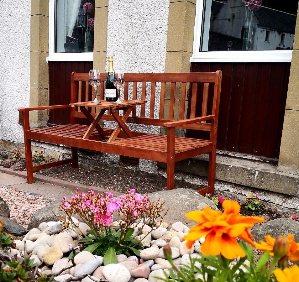 Iona Villa Stirling Bagian luar foto
